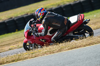 anglesey-no-limits-trackday;anglesey-photographs;anglesey-trackday-photographs;enduro-digital-images;event-digital-images;eventdigitalimages;no-limits-trackdays;peter-wileman-photography;racing-digital-images;trac-mon;trackday-digital-images;trackday-photos;ty-croes
